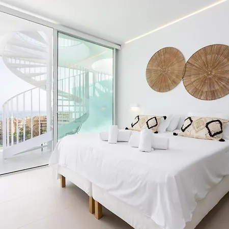 Higueron Med By The Sun Apartment